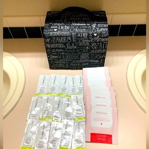Mary Kay Bundle: Roll Up Bag, Hydrogel Patches & Charcoal Masks